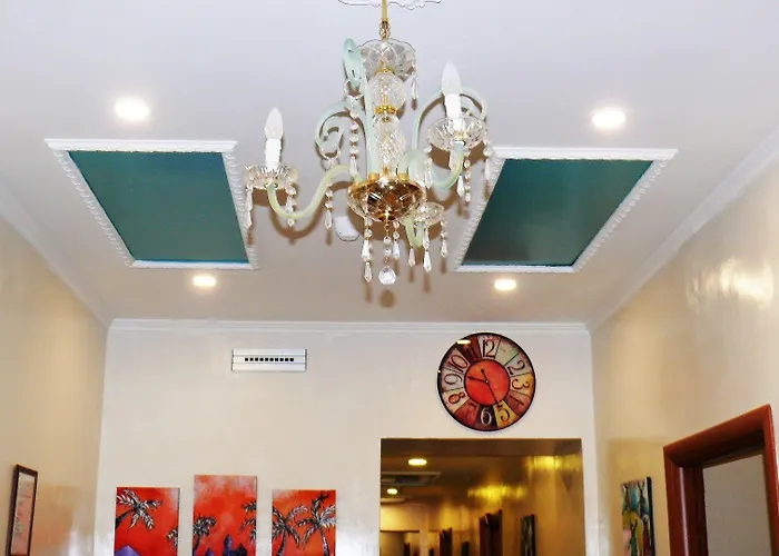 Leone Hotel