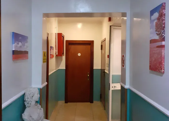 Leone Hotel